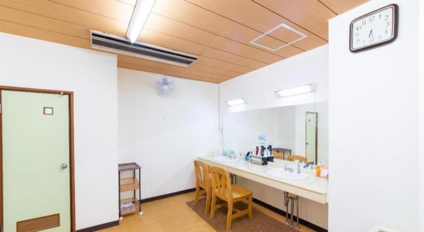 Tabist Marutora Bekkan Nishio Kira Esterno foto